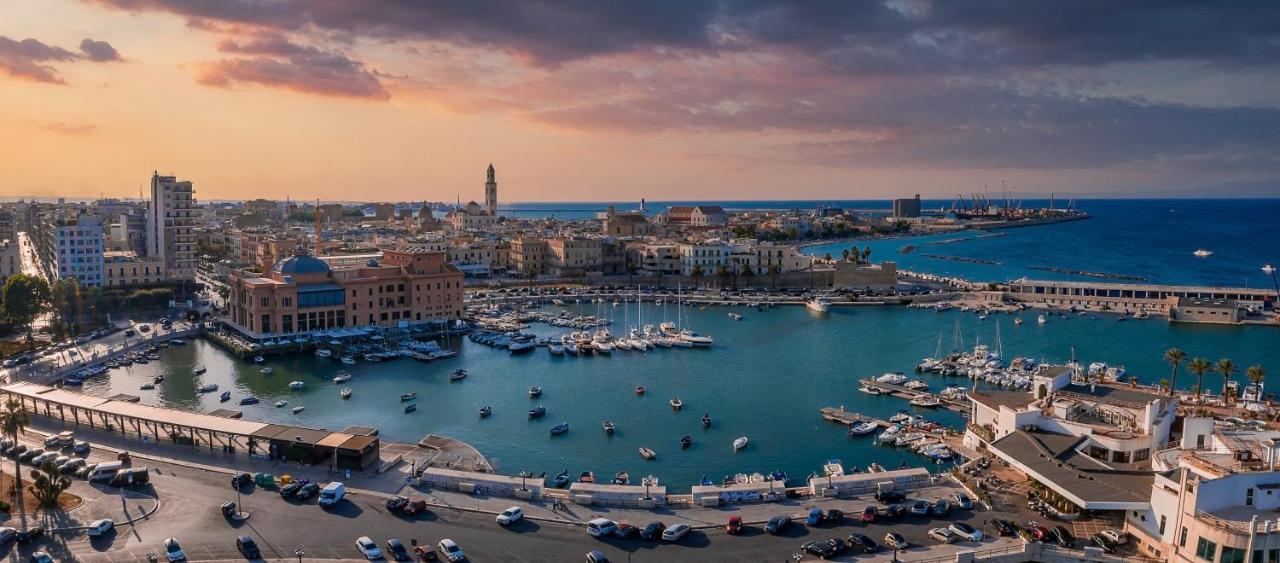 Seagull Apartments - Front And Sea View & Airport باري المظهر الخارجي الصورة